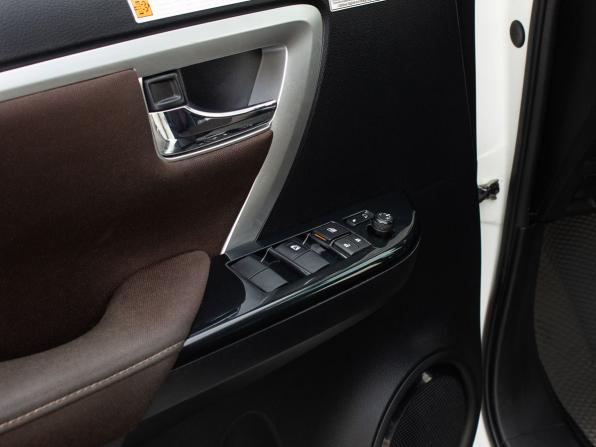 Toyota Fortuner II с пробегом 2019 года, цена 3 630 000 рублей, 107248 км, внедорожник, Автокод Объявления