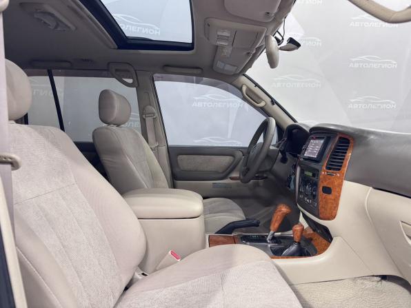 Toyota Land Cruiser 100 Series Рестайлинг 1 с пробегом 2004 года, цена 1 680 000 рублей, 323188 км, внедорожник, Автокод Объявления