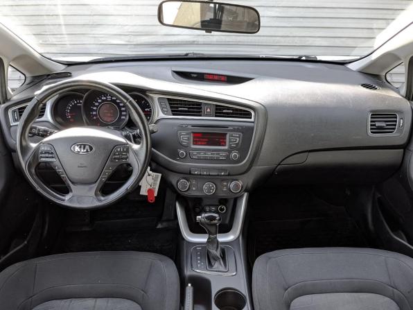 Kia Ceed II Рестайлинг с пробегом 2015 года, цена 1 175 000 рублей, 141634 км, универсал, Автокод Объявления