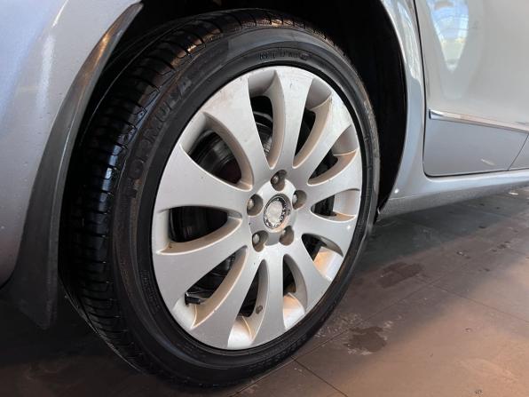 Skoda Superb II с пробегом 2011 года, цена 835 000 рублей, 340017 км, лифтбек, Автокод Объявления