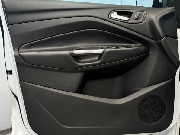 Ford Kuga II с пробегом 2014 года, цена 1 290 000 рублей, 189264 км, внедорожник, Автокод Объявления