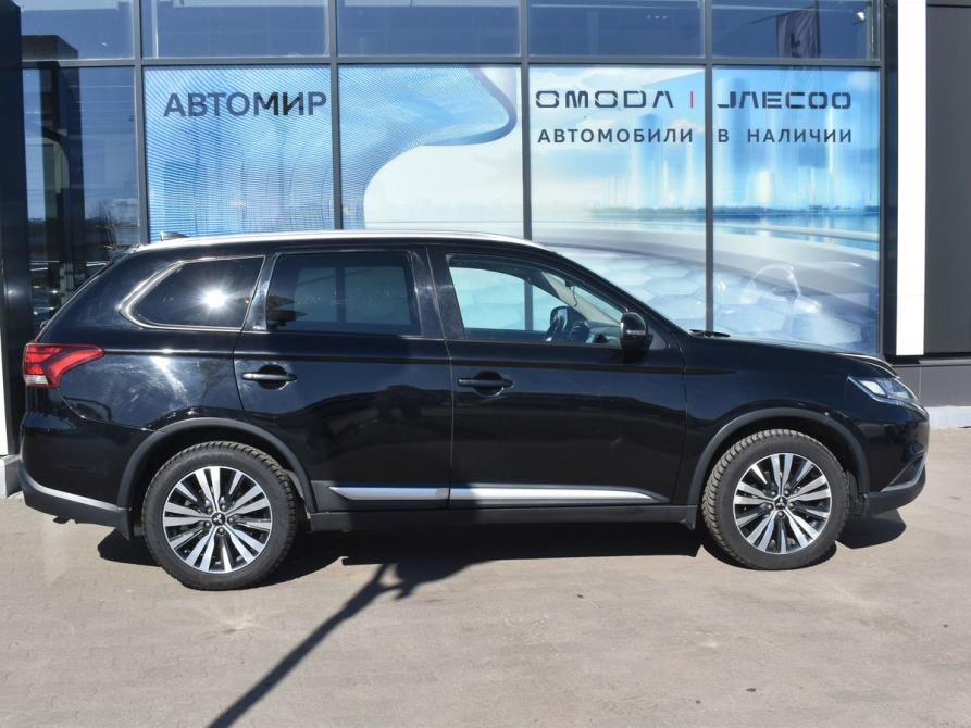 Mitsubishi Outlander III Рестайлинг 3 Архангельск  - изображение 4