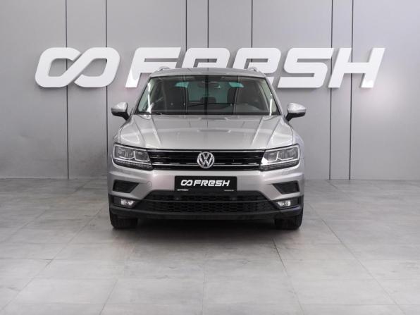 Volkswagen Tiguan II с пробегом 2018 года, цена 2 269 000 рублей, 90738 км, внедорожник, Автокод Объявления
