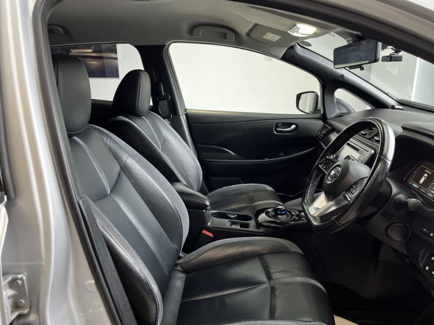 Nissan Leaf II (ZE1) Новосибирск  - изображение 8