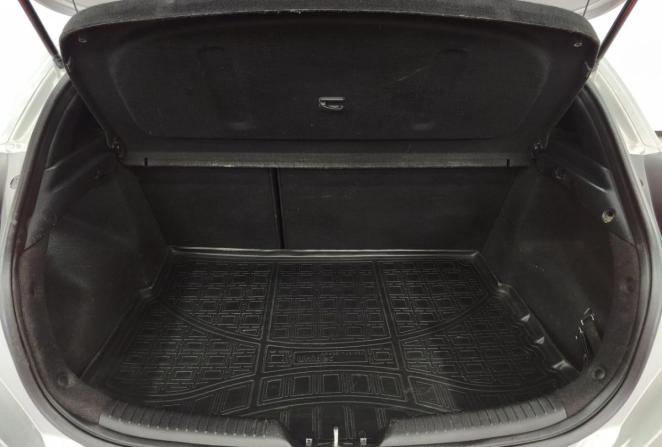 Kia Ceed II с пробегом 2013 года, цена 949 000 рублей, 200871 км, хэтчбек, Автокод Объявления