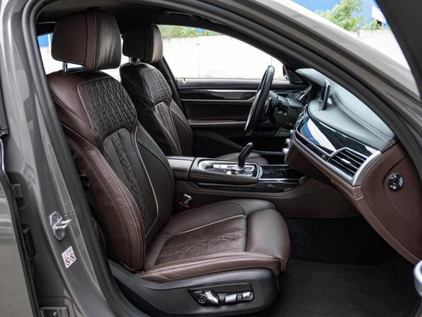 BMW 7 серии VI (G11/G12) Рестайлинг с пробегом 2021 года, цена 6 890 000 рублей, 48634 км, седан, Автокод Объявления