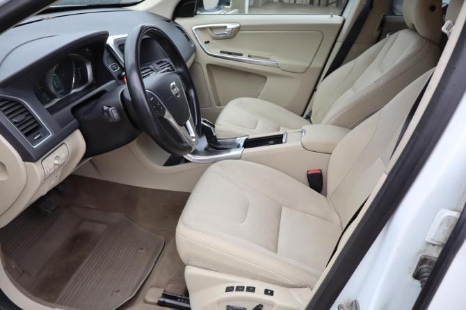 Volvo XC60 I Рестайлинг с пробегом 2013 года, цена 1 399 000 рублей, 251000 км, внедорожник, Автокод Объявления