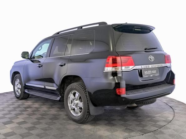Toyota Land Cruiser 200 Series Рестайлинг 2 с пробегом 2017 года, цена 5 050 000 рублей, 300506 км, внедорожник, Автокод Объявления