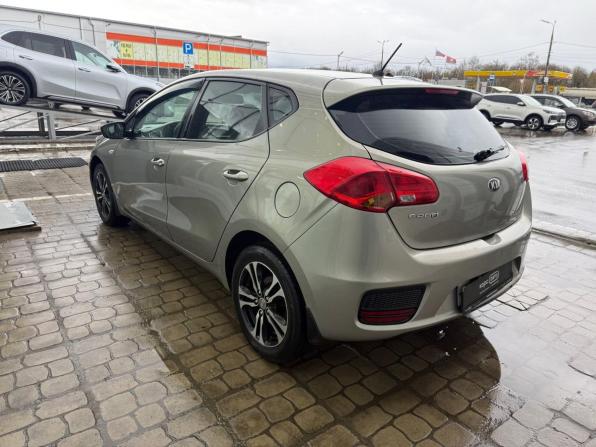 Kia Ceed II Рестайлинг с пробегом 2016 года, цена 1 000 000 рублей, 198718 км, универсал, Автокод Объявления