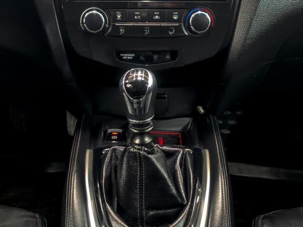 Nissan Qashqai II с пробегом 2014 года, цена 1 499 900 рублей, 118000 км, внедорожник, Автокод Объявления