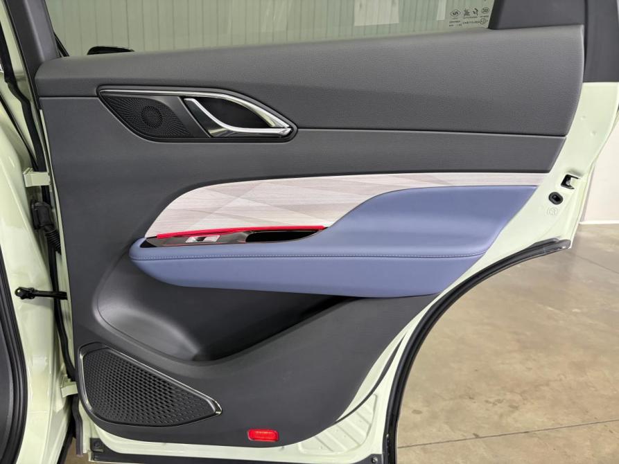 Hongqi HS3 Краснодар  - изображение 19