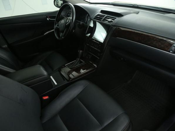 Toyota Camry VII (XV50) Рестайлинг 2 с пробегом 2017 года, цена 1 881 000 рублей, 250000 км, седан, Автокод Объявления