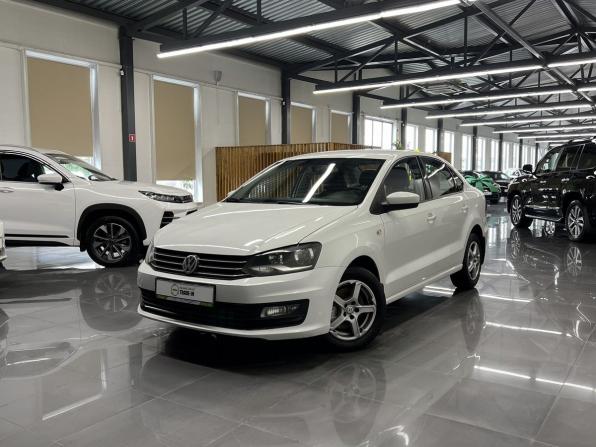 Volkswagen Polo V Рестайлинг с пробегом 2017 года, цена 1 095 000 рублей, 140873 км, седан, Автокод Объявления