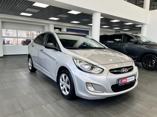 Hyundai Solaris I с пробегом 2013 года, цена 1 049 900 рублей, 132266 км, седан, Автокод Объявления