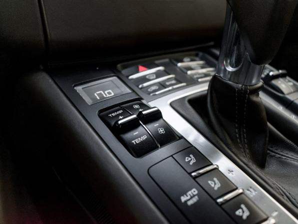 Porsche Macan I с пробегом 2015 года, цена 2 695 000 рублей, 132462 км, внедорожник, Автокод Объявления