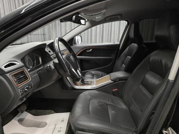 Volvo XC70 II Рестайлинг с пробегом 2014 года, цена 1 640 000 рублей, 250000 км, универсал, Автокод Объявления