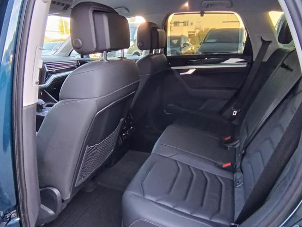 Volkswagen Touareg III с пробегом 2021 года, цена 5 909 000 рублей, 71000 км, внедорожник, Автокод Объявления
