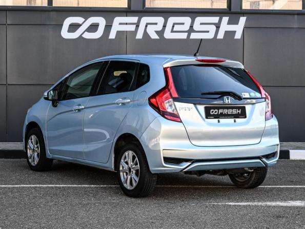 Honda Fit III Рестайлинг с пробегом 2019 года, цена 1 124 000 рублей, 123244 км, хэтчбек, Автокод Объявления