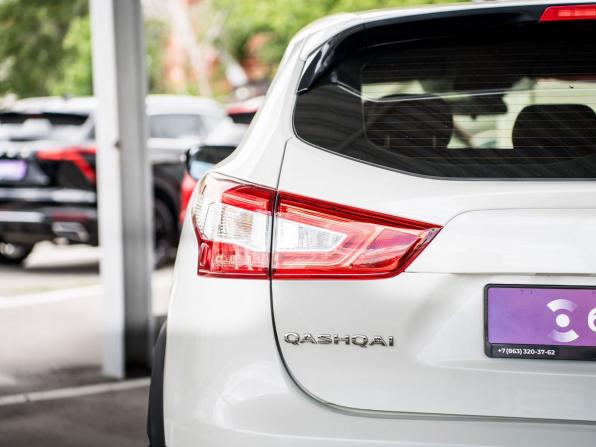Nissan Qashqai II с пробегом 2016 года, цена 1 650 000 рублей, 110400 км, внедорожник, Автокод Объявления