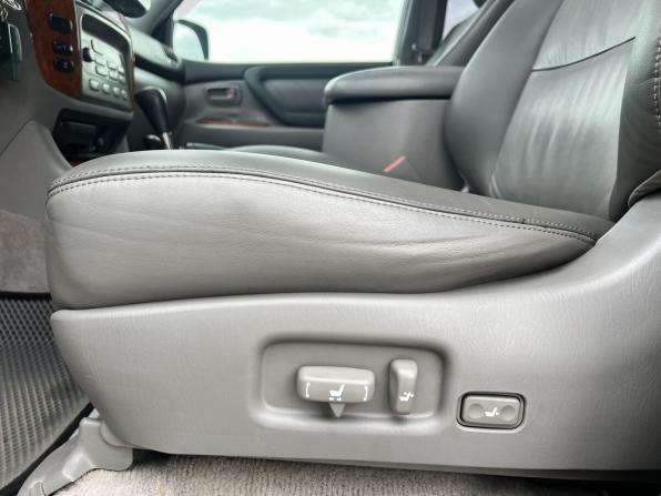 Toyota Land Cruiser 100 Series Рестайлинг 2 с пробегом 2006 года, цена 1 650 000 рублей, 510000 км, внедорожник, Автокод Объявления