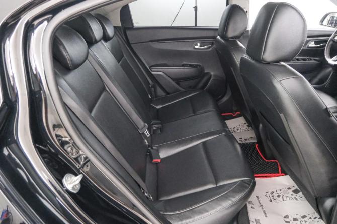 Kia Rio IV с пробегом 2017 года, цена 1 399 000 рублей, 97083 км, седан, Автокод Объявления