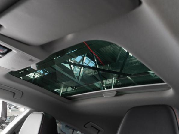 Volkswagen Lamando II с пробегом 2022 года, цена 2 500 000 рублей, 27403 км, лифтбек, Автокод Объявления