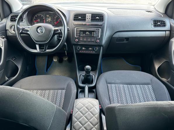 Volkswagen Polo V Рестайлинг с пробегом 2018 года, цена 1 330 000 рублей, 77892 км, седан, Автокод Объявления