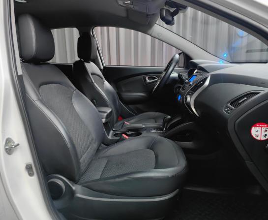 Hyundai ix35 I с пробегом 2012 года, цена 1 149 000 рублей, 172588 км, внедорожник, Автокод Объявления