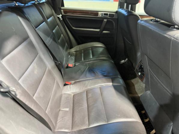 Volkswagen Touareg I Рестайлинг с пробегом 2007 года, цена 949 000 рублей, 312796 км, внедорожник, Автокод Объявления