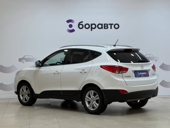Hyundai ix35 I с пробегом 2011 года, цена 1 195 000 рублей, 215526 км, внедорожник, Автокод Объявления