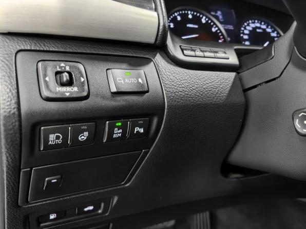 Lexus LS IV Рестайлинг 2 с пробегом 2014 года, цена 2 950 000 рублей, 160000 км, седан, Автокод Объявления
