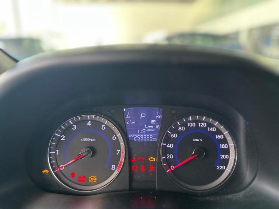 Hyundai Solaris I Новосибирск  - изображение 15