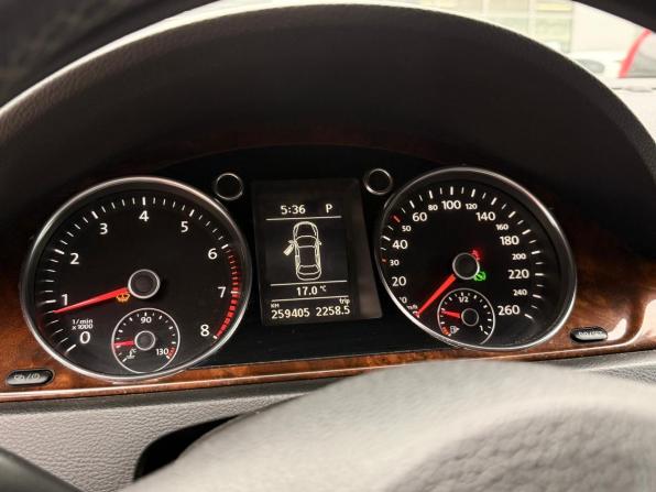 Volkswagen Passat B7 с пробегом 2012 года, цена 875 000 рублей, 259404 км, седан, Автокод Объявления