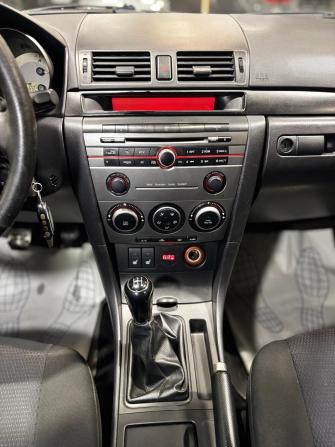 Mazda 3 I (BK) Рестайлинг с пробегом 2006 года, цена 589 000 рублей, 200321 км, седан, Автокод Объявления