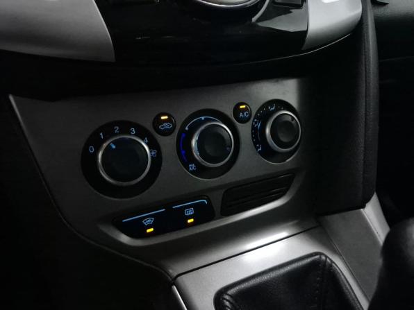 Ford Focus III с пробегом 2013 года, цена 680 000 рублей, 237619 км, хэтчбек, Автокод Объявления
