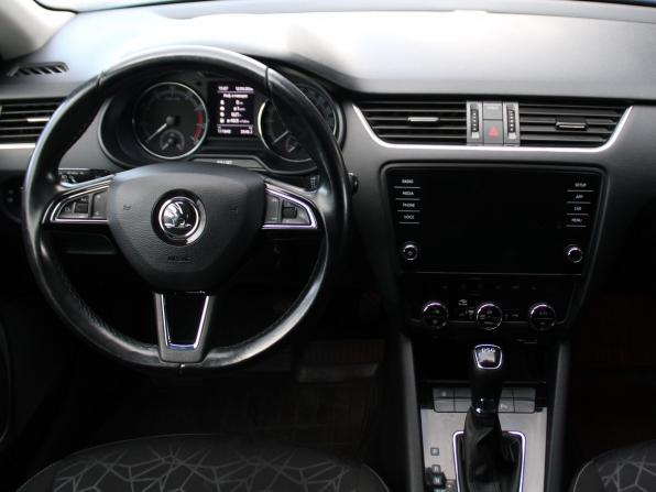 Skoda Octavia III (A7) Рестайлинг с пробегом 2019 года, цена 1 999 000 рублей, 111690 км, лифтбек, Автокод Объявления