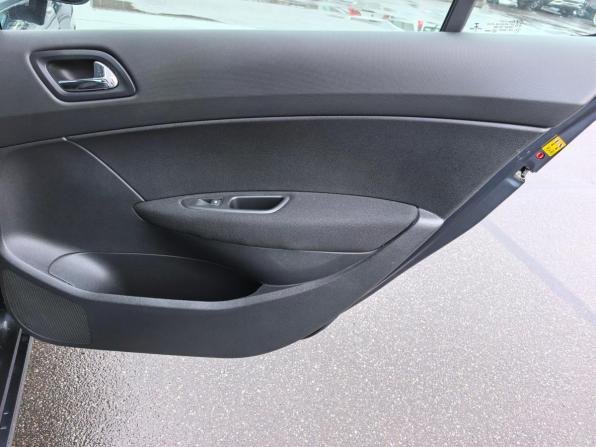Peugeot 408 I с пробегом 2015 года, цена 480 000 рублей, 155000 км, седан, Автокод Объявления