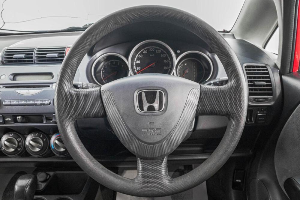 Honda Fit I Барнаул  - изображение 12