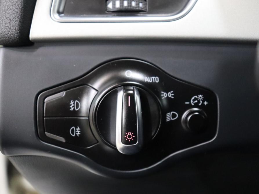 Audi A4 IV (B8) Москва  - изображение 11