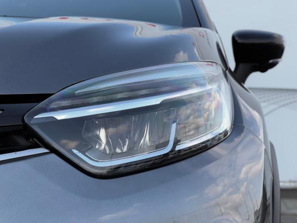 Renault Kaptur I Рестайлинг с пробегом 2021 года, цена 1 950 000 рублей, 31025 км, внедорожник, Автокод Объявления