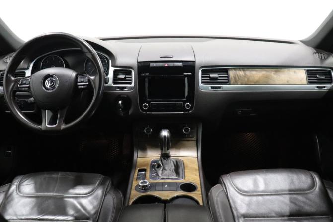 Volkswagen Touareg II с пробегом 2012 года, цена 2 015 000 рублей, 244758 км, внедорожник, Автокод Объявления