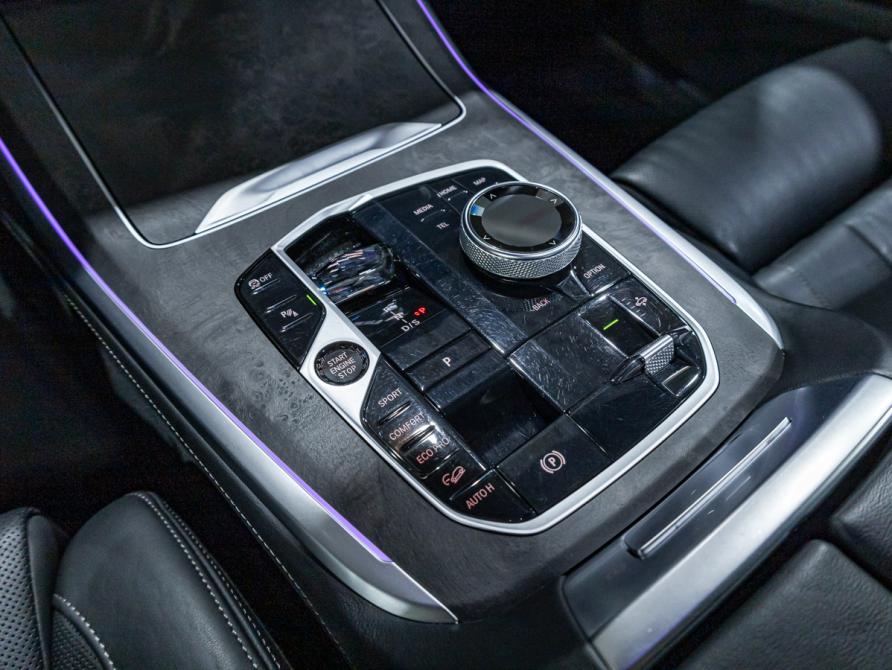 BMW X7 I (G07) Рестайлинг Санкт-Петербург  - изображение 32