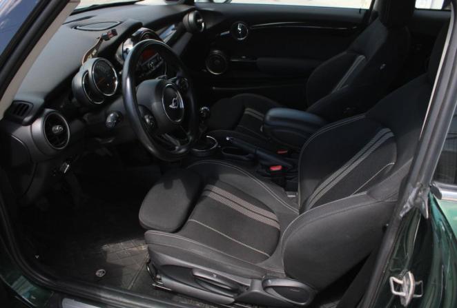 Mini Hatch III (F55/F56) с пробегом 2014 года, цена 1 675 000 рублей, 92633 км, хэтчбек, Автокод Объявления
