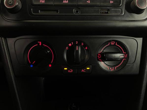 Volkswagen Polo V с пробегом 2013 года, цена 715 000 рублей, 177005 км, седан, Автокод Объявления