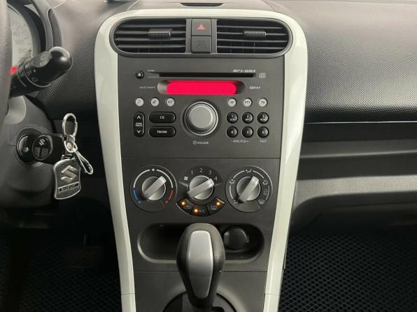 Suzuki Splash I Рестайлинг с пробегом 2013 года, цена 699 000 рублей, 103735 км, хэтчбек, Автокод Объявления