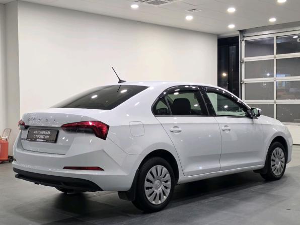 Skoda Rapid II с пробегом 2021 года, цена 1 250 000 рублей, 90988 км, лифтбек, Автокод Объявления