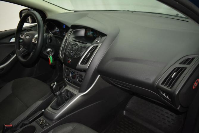 Ford Focus III с пробегом 2014 года, цена 780 000 рублей, 196000 км, универсал, Автокод Объявления