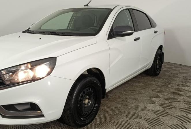 Lada (ВАЗ) Vesta I с пробегом 2018 года, цена 705 000 рублей, 216000 км, седан, Автокод Объявления