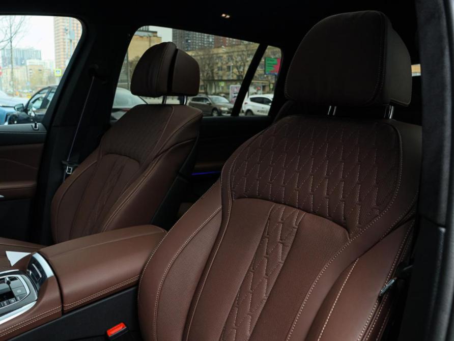 BMW X7 I (G07) Рестайлинг Москва  - изображение 19
