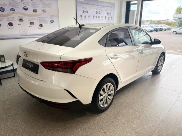 Hyundai Solaris II Рестайлинг с пробегом 2021 года, цена 1 452 000 рублей, 112462 км, седан, Автокод Объявления